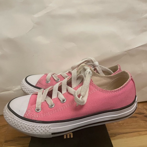 Cute Converse All Star Girls Pink Sneakers Size 12 - Picture 2 of 5